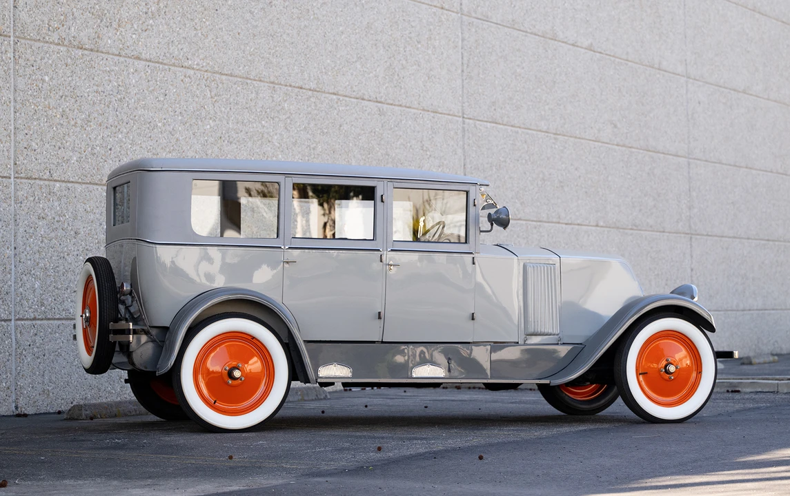 1926 Renault - Image 3 of 21