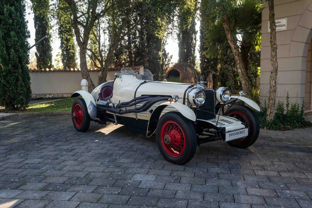 1926 Stutz Vertical Eight - Image 2 of 31