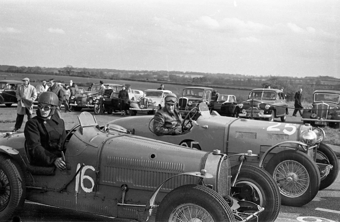 1927 Bugatti - Image 4 of 31