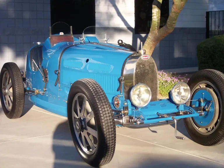 1927 Bugatti - Image 2 of 2