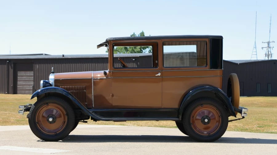 1927 Chevrolet - Image 2 of 12
