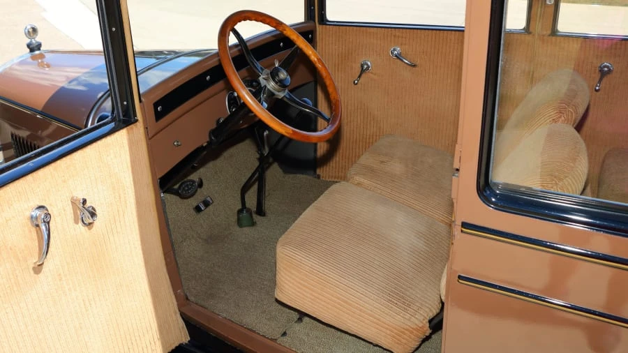 1927 Chevrolet - Image 4 of 12