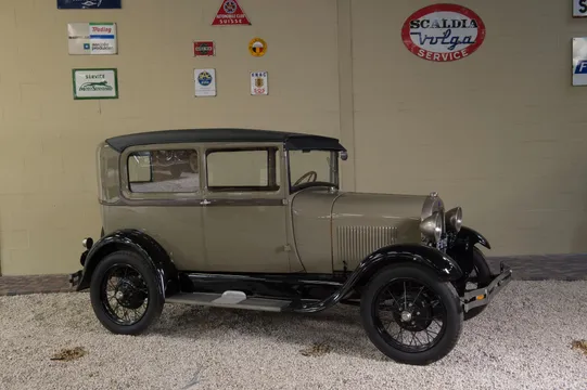 1927 Ford Model A 45 Tudor Sedan