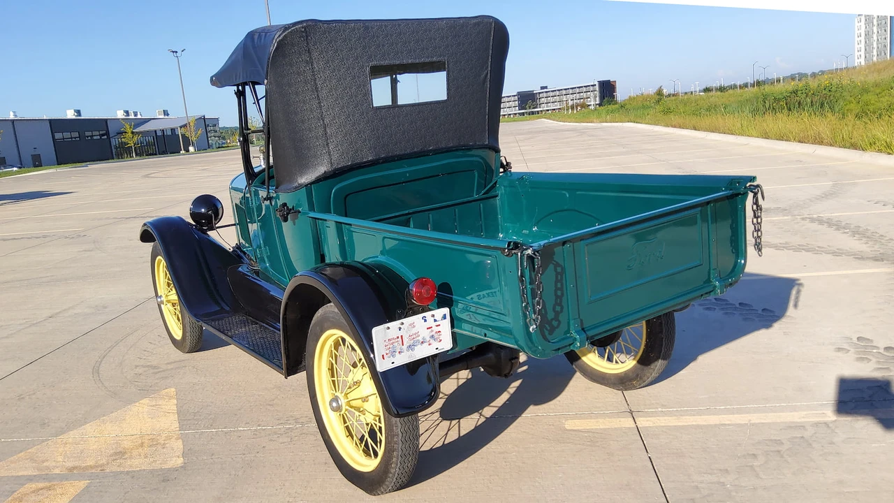 1927 Ford Model T Pickup & Model TT - Image 8 of 18
