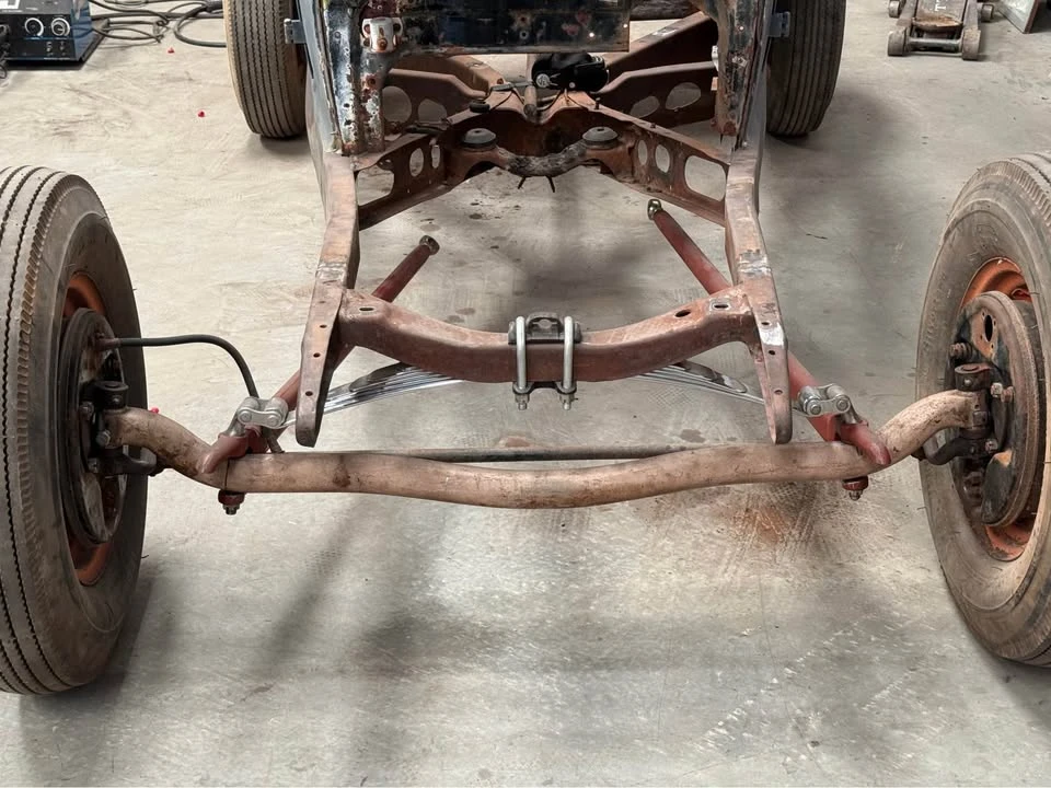 Ford Hot Rod - Image 10 of 10