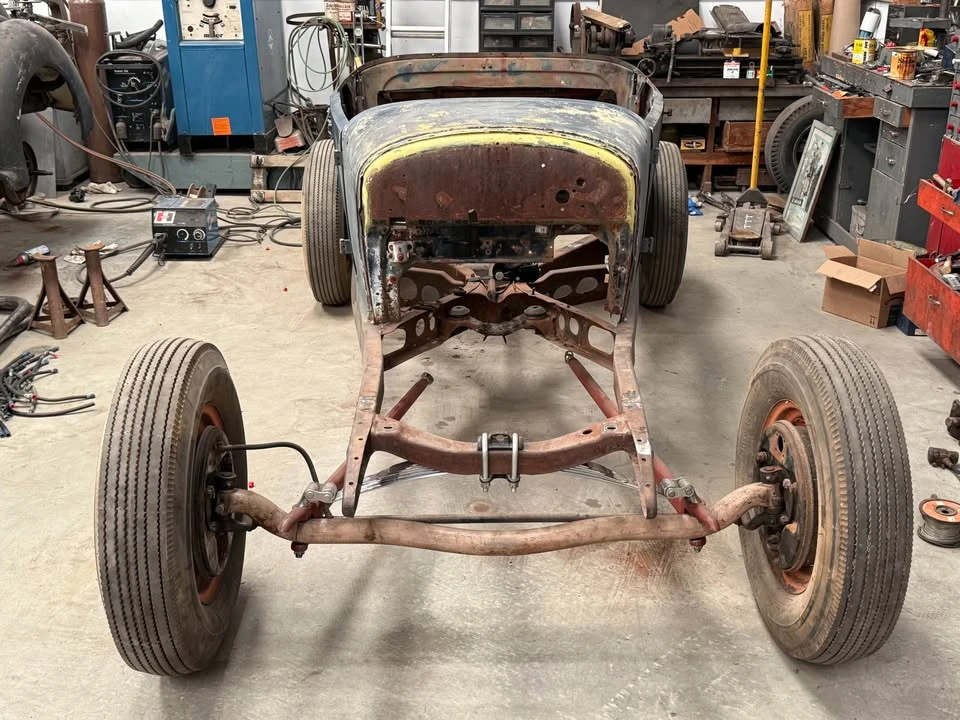 Ford Hot Rod - Image 9 of 10