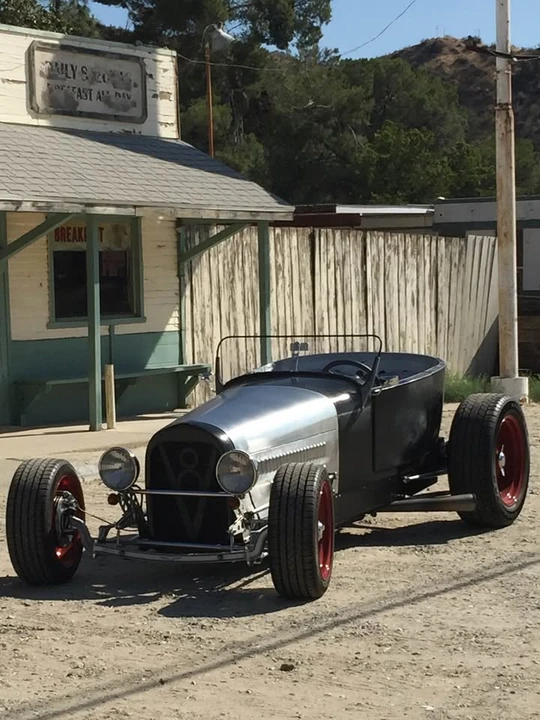 Ford Model T - Image 14 of 21