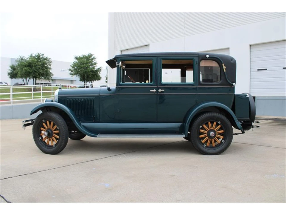 1927 Oldsmobile - Image 6 of 31