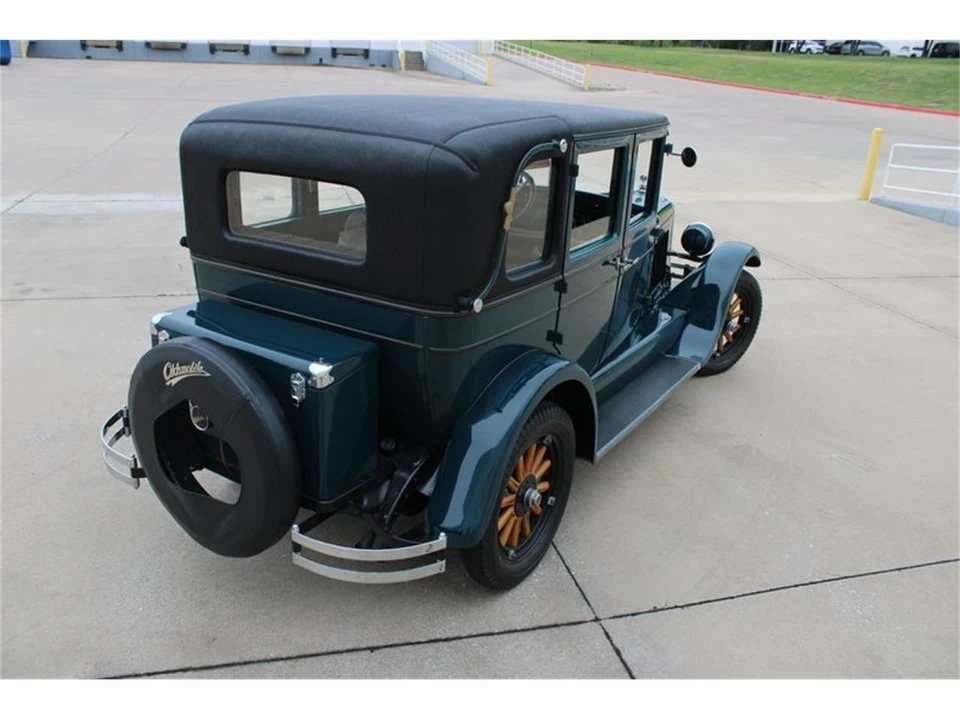 1927 Oldsmobile - Image 14 of 31