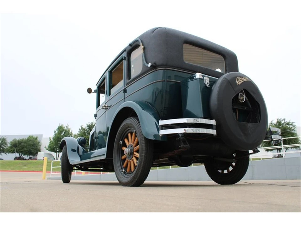 1927 Oldsmobile - Image 10 of 31