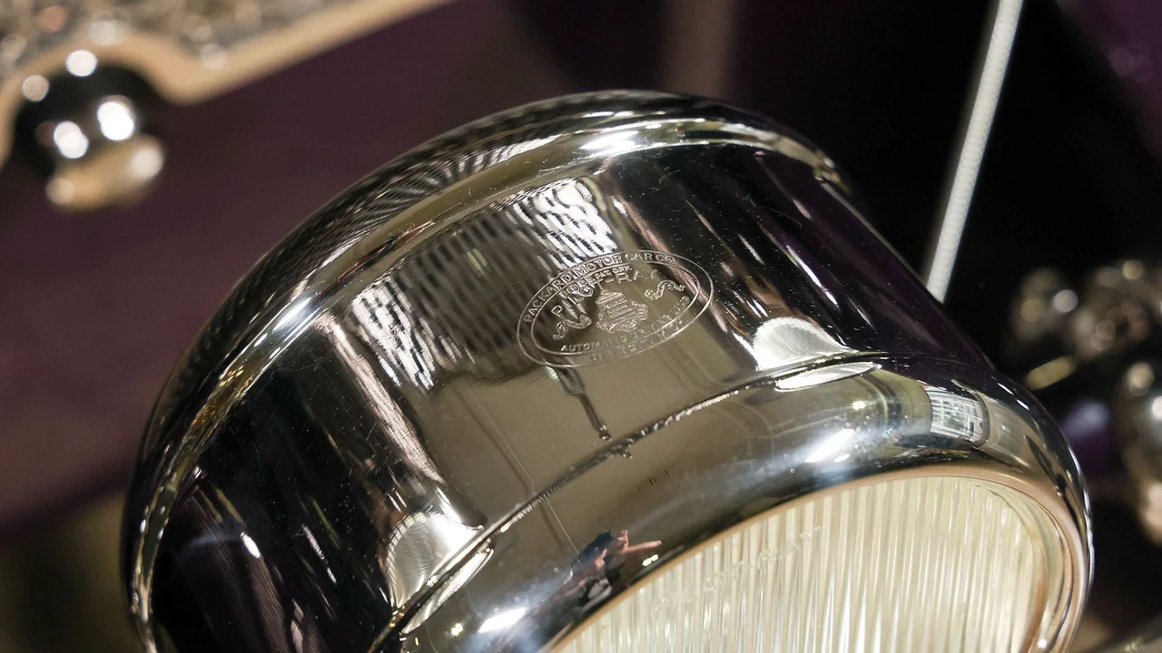 1927 Packard Eight - Image 11 of 31