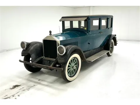 1927 Pierce-Arrow 80 Sedan