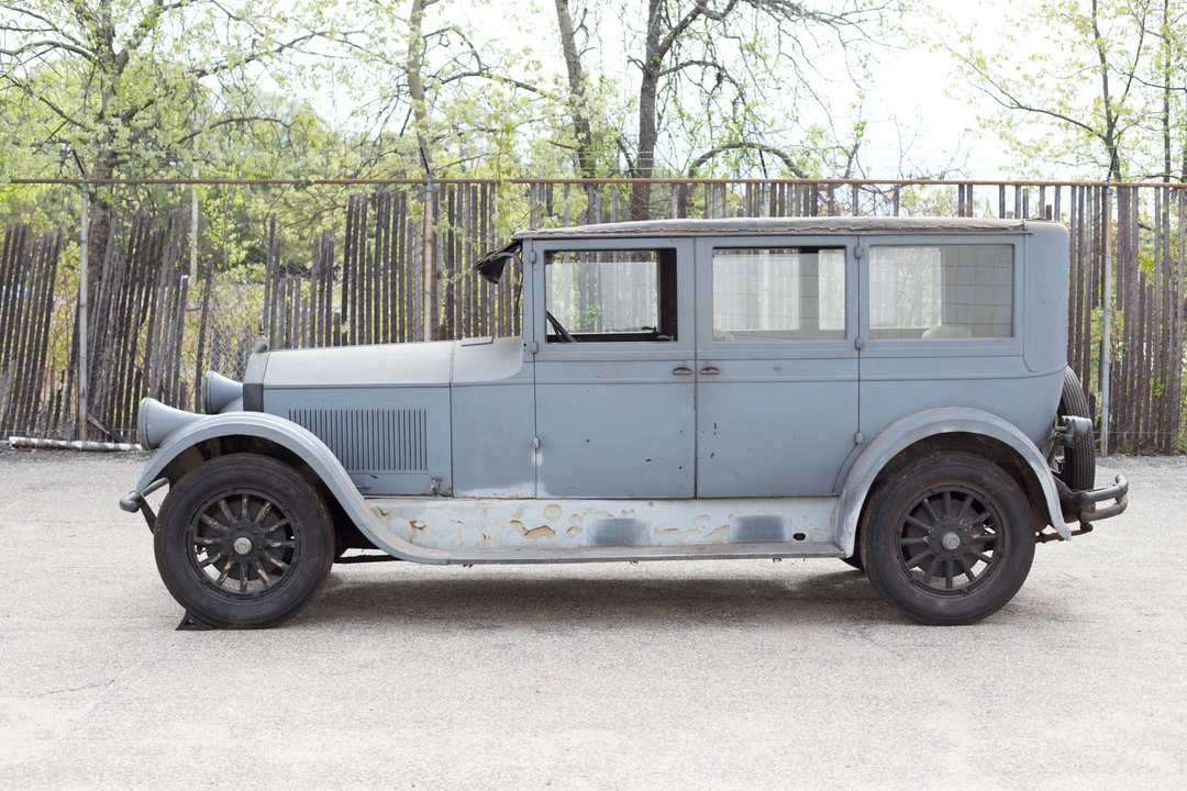 1927 Pierce-Arrow - Image 7 of 11
