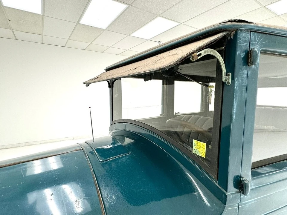 1927 Pierce-Arrow - Image 12 of 21