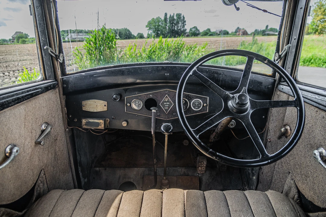 1927 Renault - Image 7 of 15
