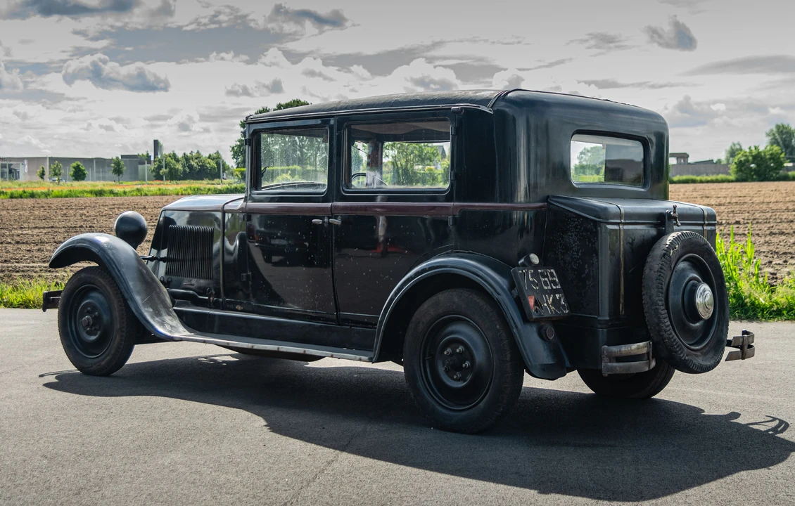 1927 Renault - Image 2 of 15
