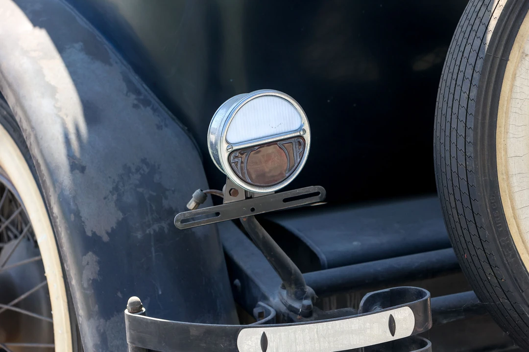 1928 Stutz Vertical Eight - Image 11 of 31