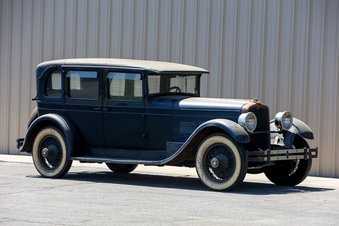 1928 Stutz Vertical Eight - Image 2 of 31