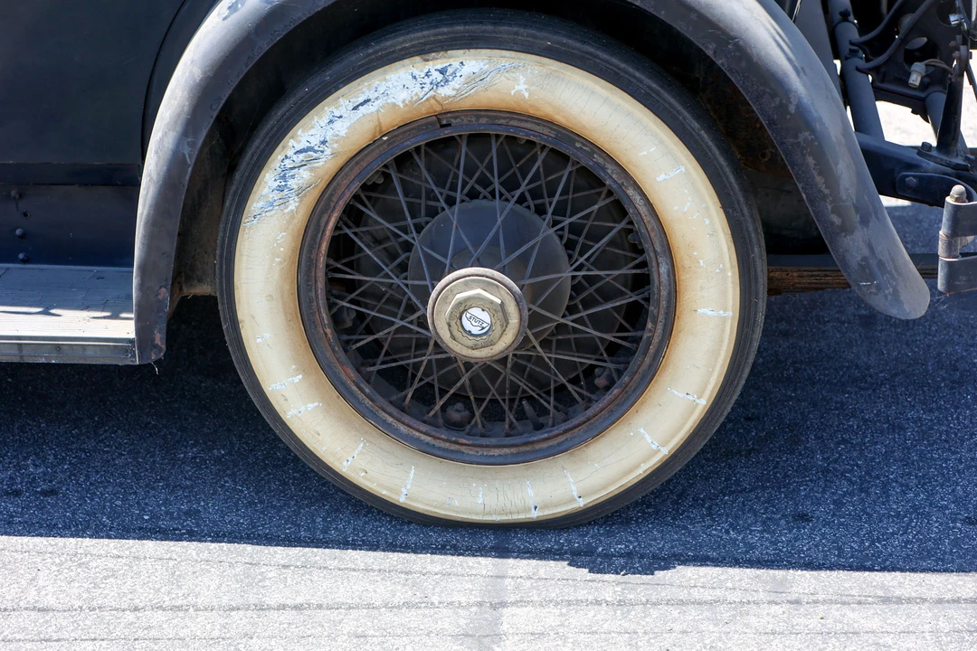 1928 Stutz Vertical Eight - Image 17 of 31