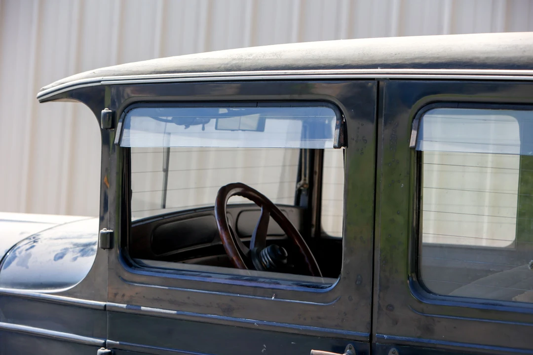 1928 Stutz Vertical Eight - Image 18 of 31