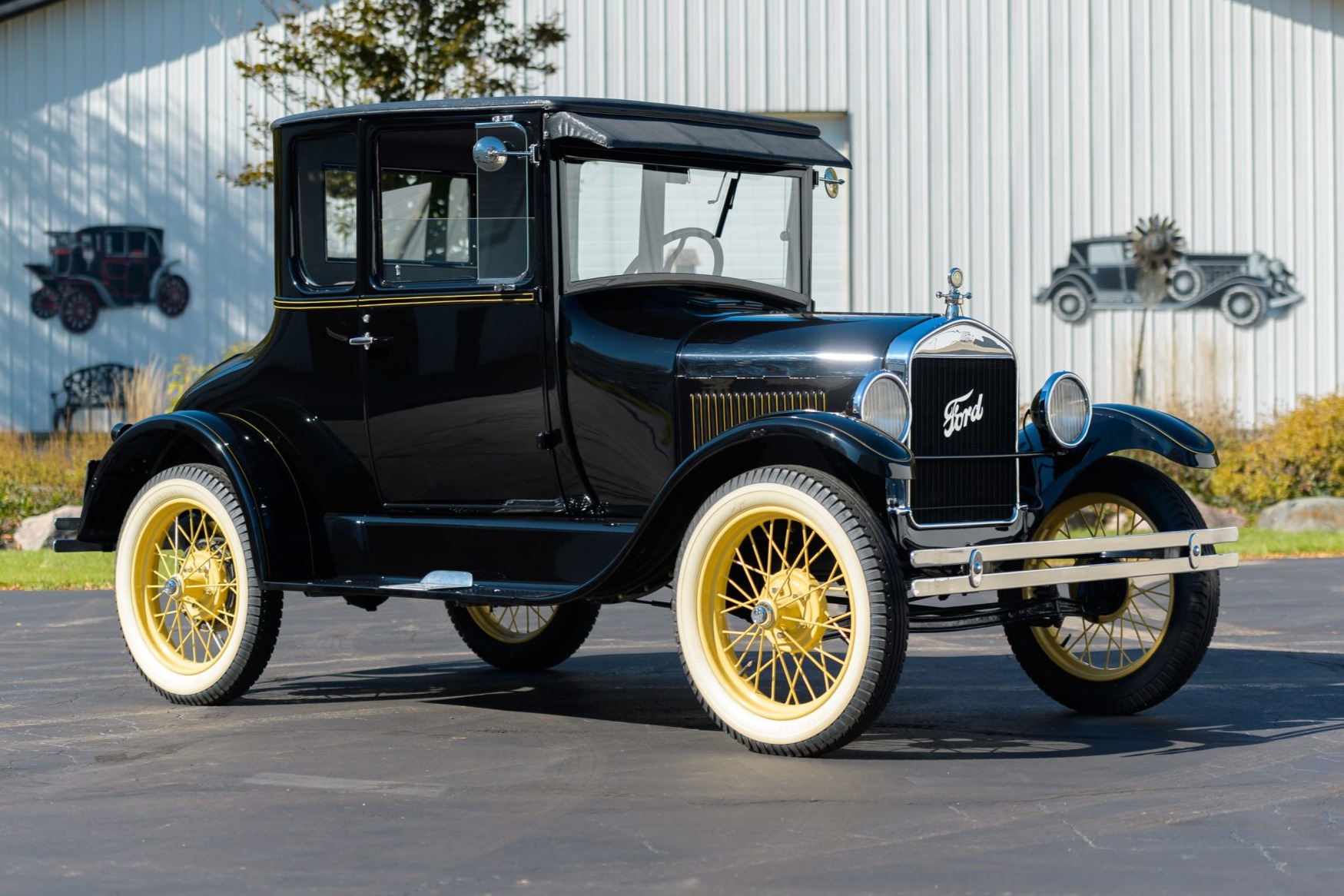 1927 Ford Model T Coupe
