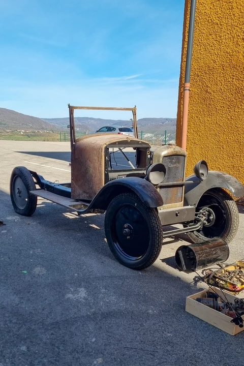 1928 Peugeot - Image 8 of 30