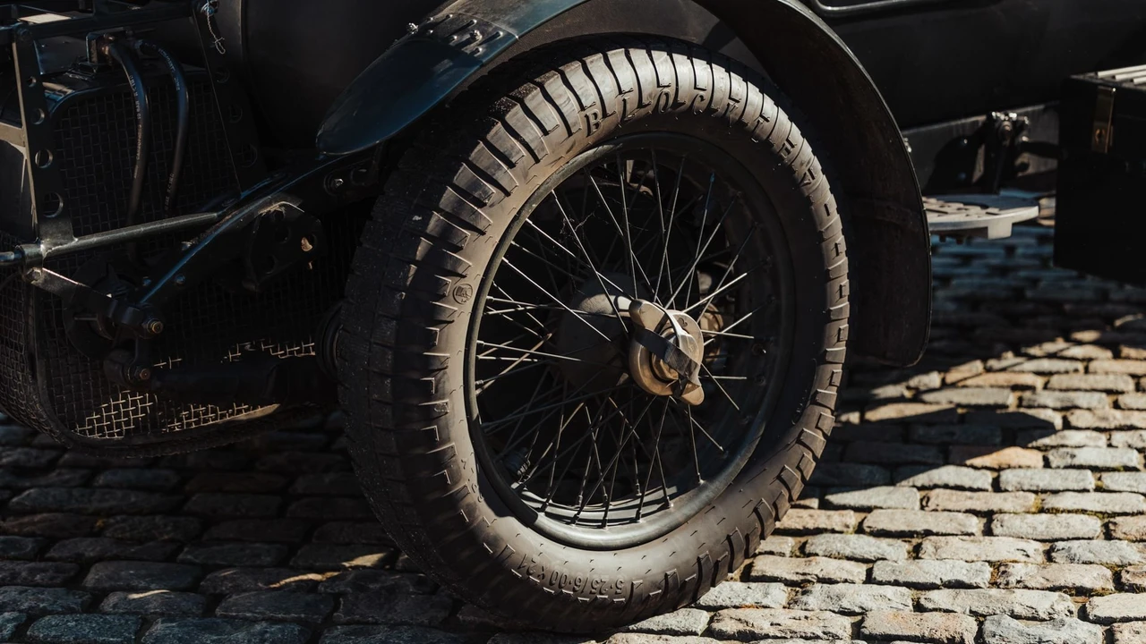 1928 Bentley - Image 24 of 31