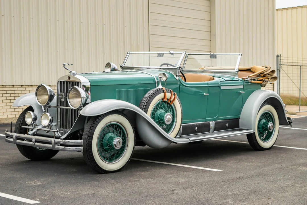 1928 Cadillac - Image 2 of 31