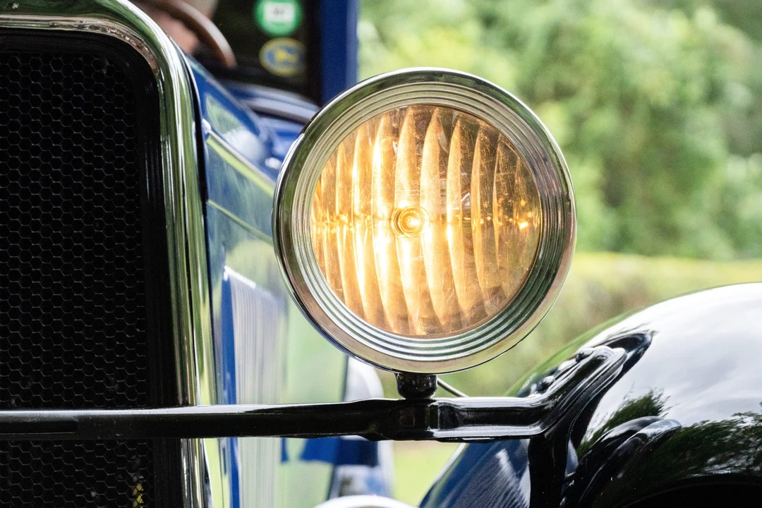 1928 Chevrolet National & International & Universal - Image 25 of 31