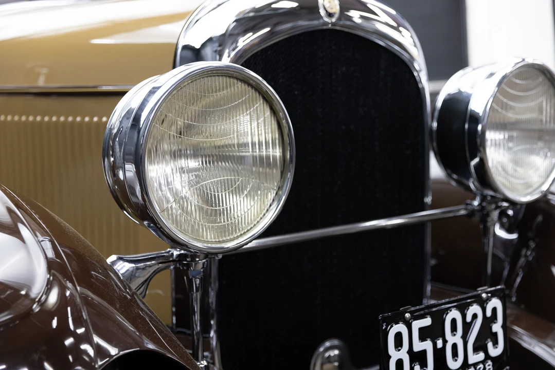 1928 Chrysler - Image 27 of 31