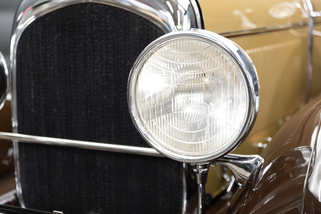 1928 Chrysler - Image 25 of 31