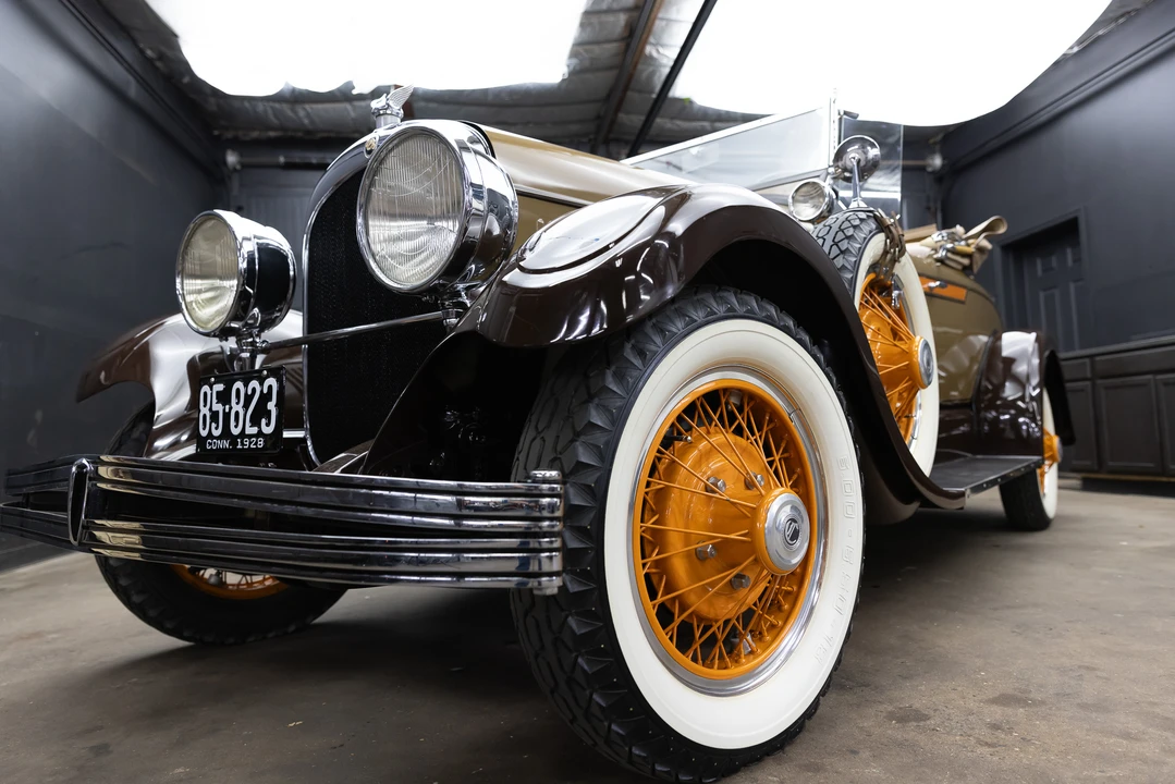 1928 Chrysler - Image 29 of 31
