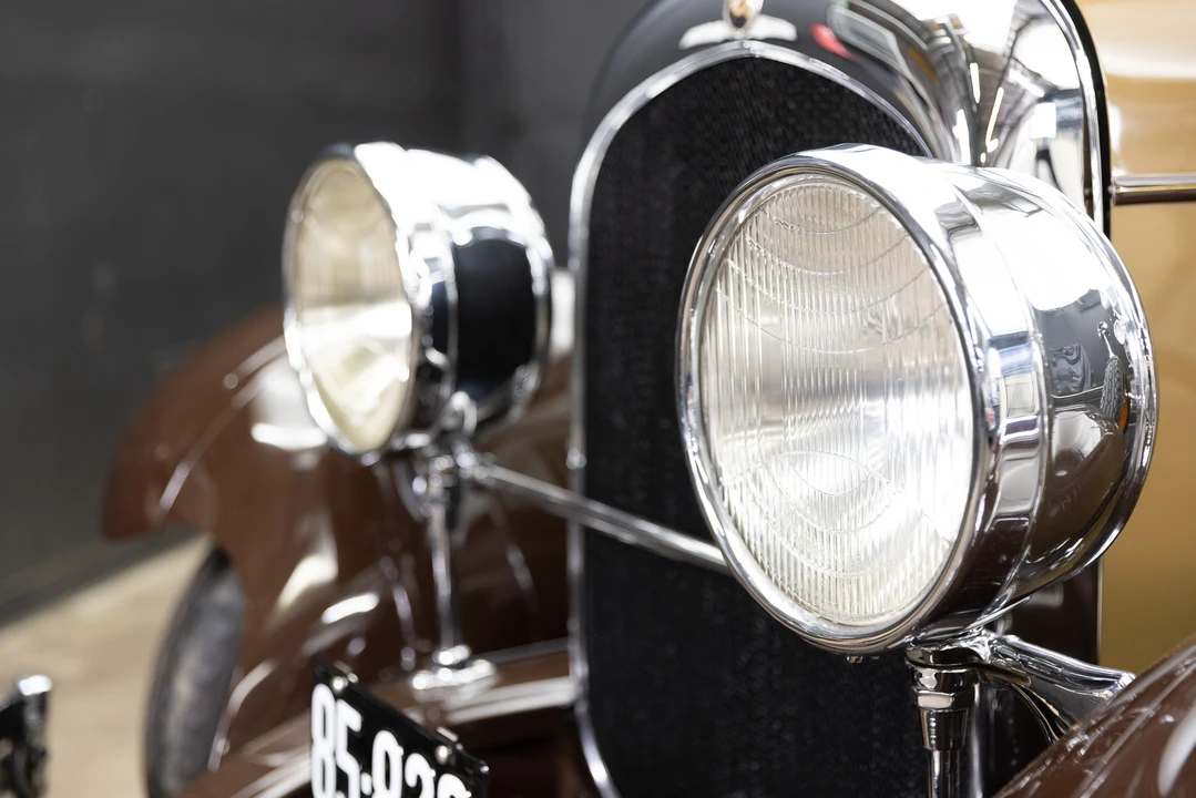 1928 Chrysler - Image 26 of 31