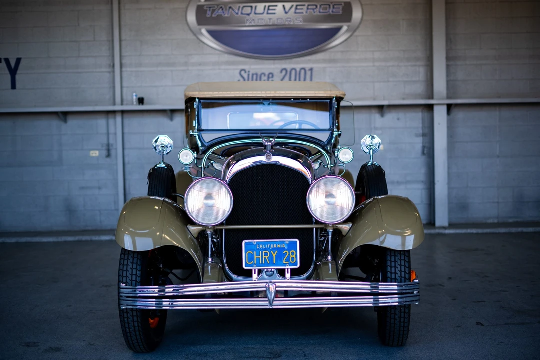1928 Chrysler - Image 8 of 31