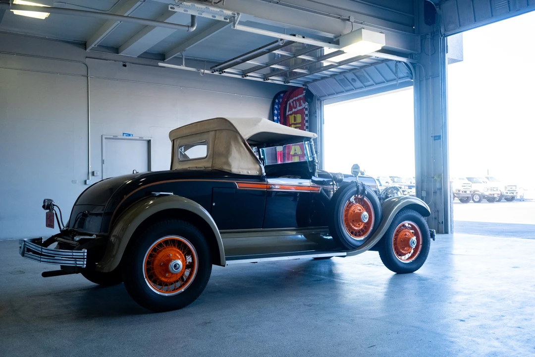 1928 Chrysler - Image 22 of 31