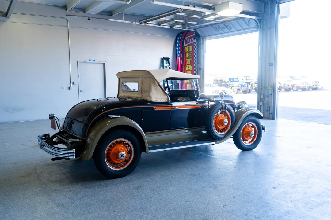 1928 Chrysler - Image 23 of 31