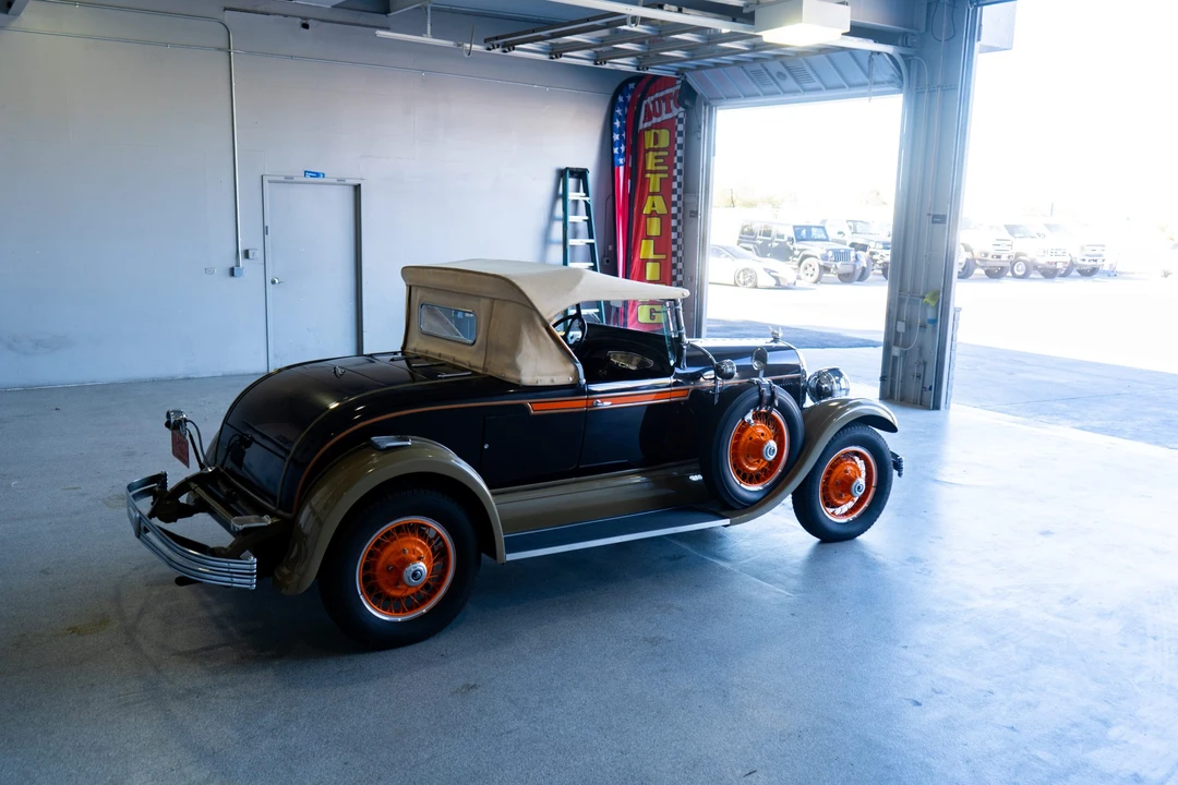 1928 Chrysler - Image 24 of 31