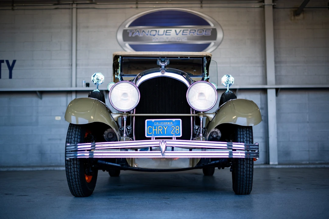 1928 Chrysler - Image 9 of 31