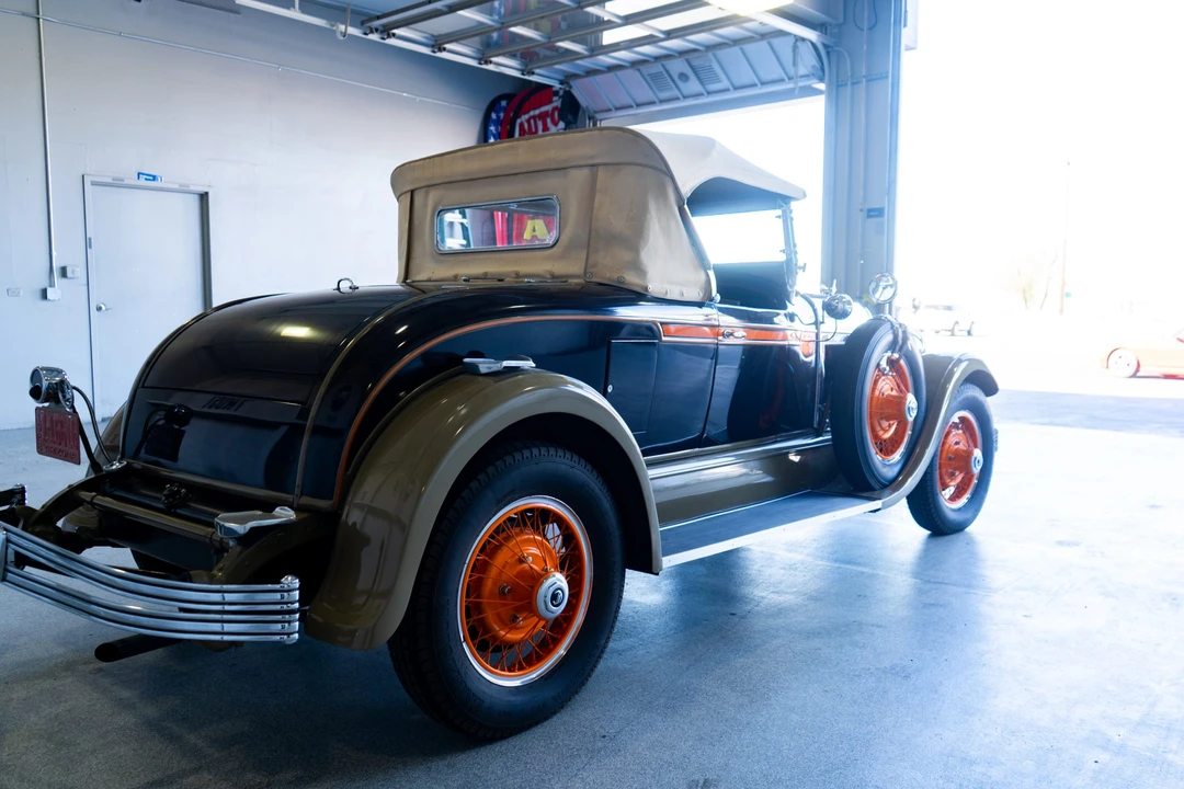 1928 Chrysler - Image 25 of 31