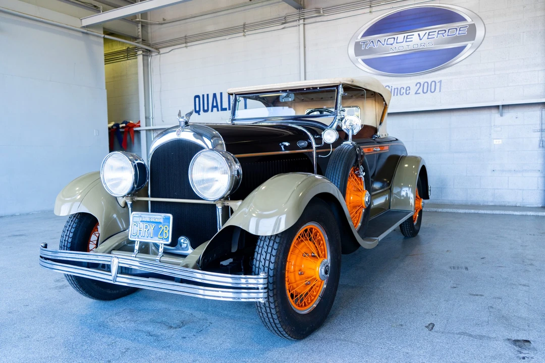 1928 Chrysler - Image 6 of 31