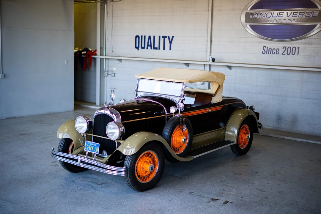 1928 Chrysler - Image 3 of 31