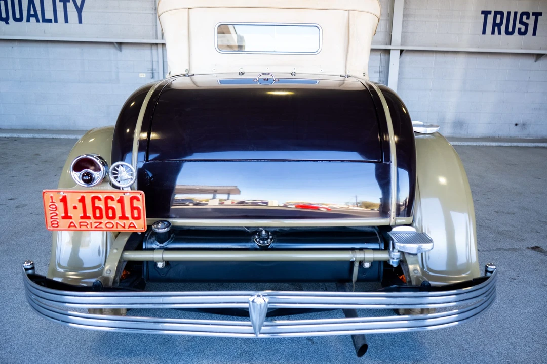 1928 Chrysler - Image 30 of 31