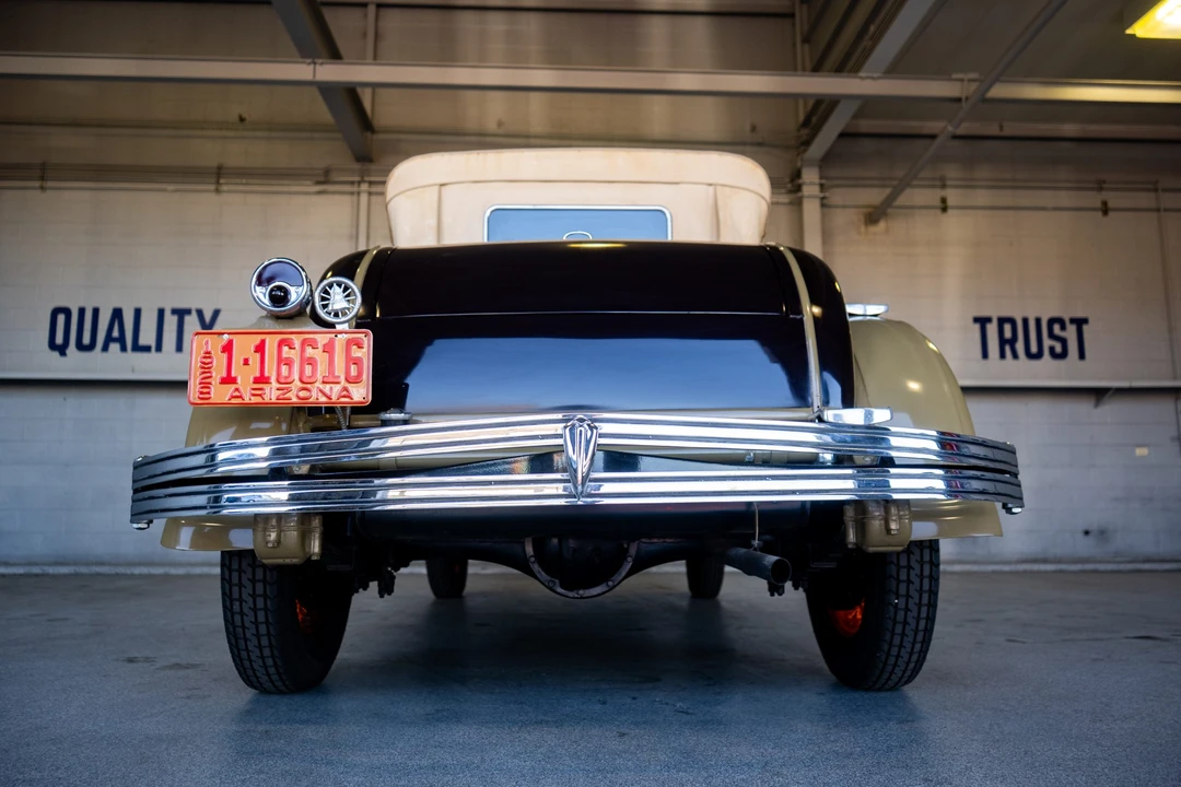 1928 Chrysler - Image 29 of 31