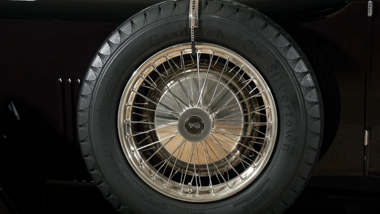 1928 Daimler - Image 31 of 31