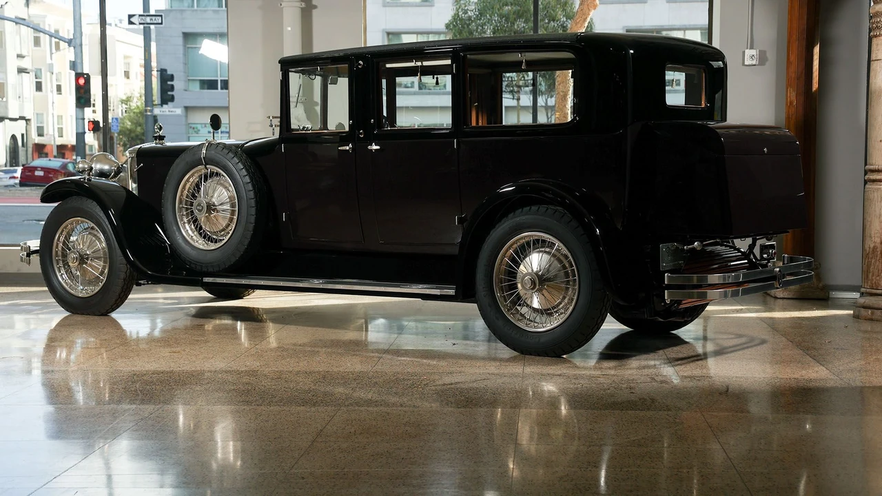 1928 Daimler - Image 4 of 31