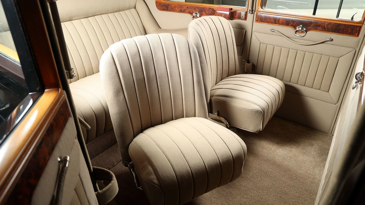 1928 Daimler - Image 10 of 31