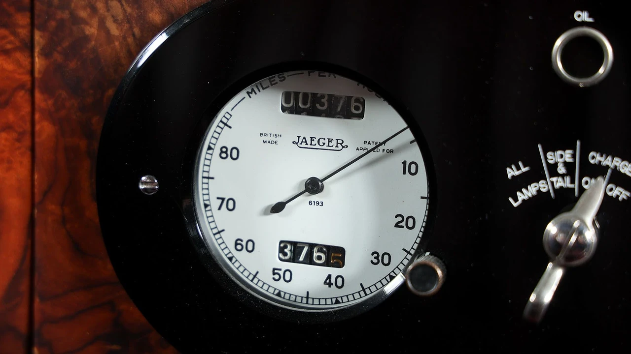 1928 Daimler - Image 11 of 31