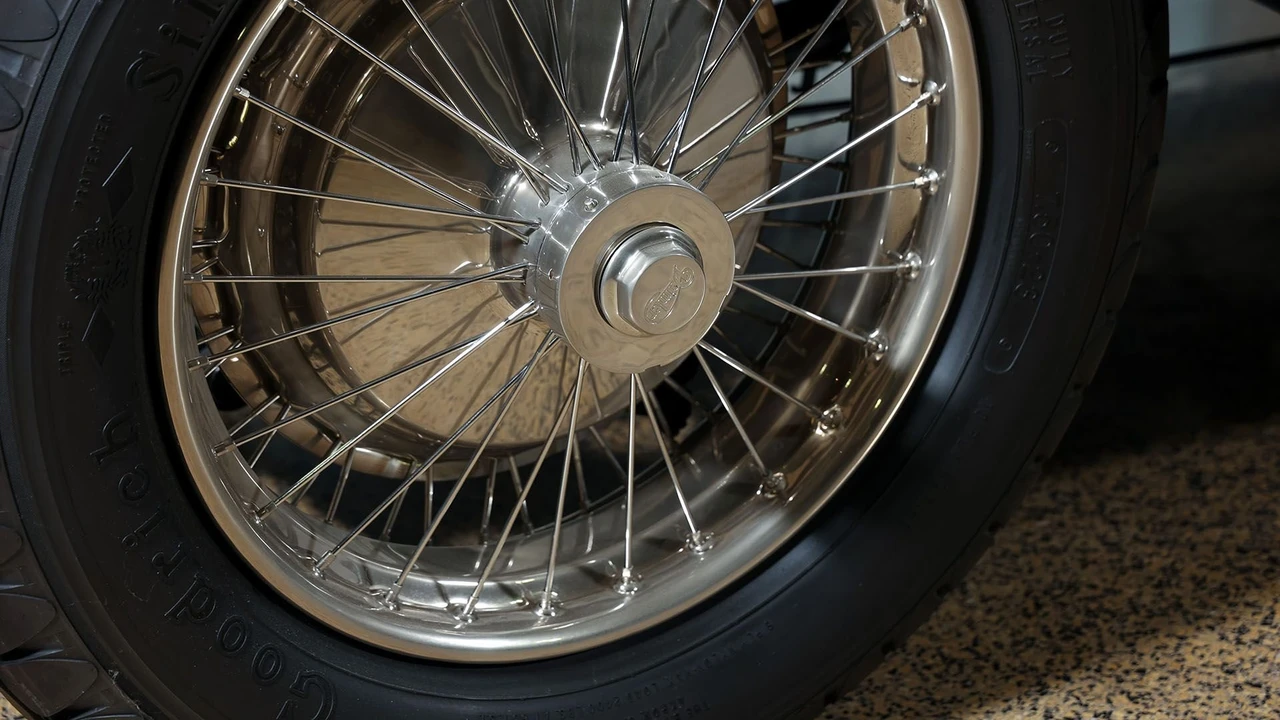 1928 Daimler - Image 29 of 31