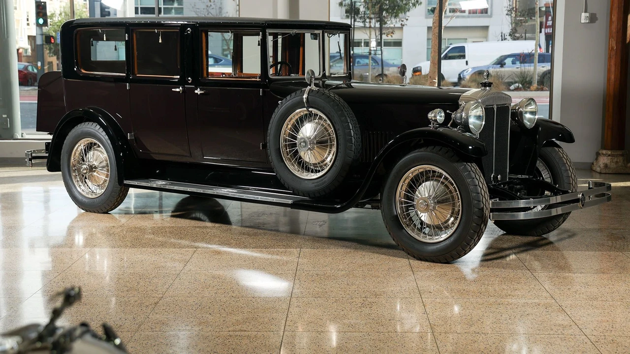 1928 Daimler - Image 9 of 31
