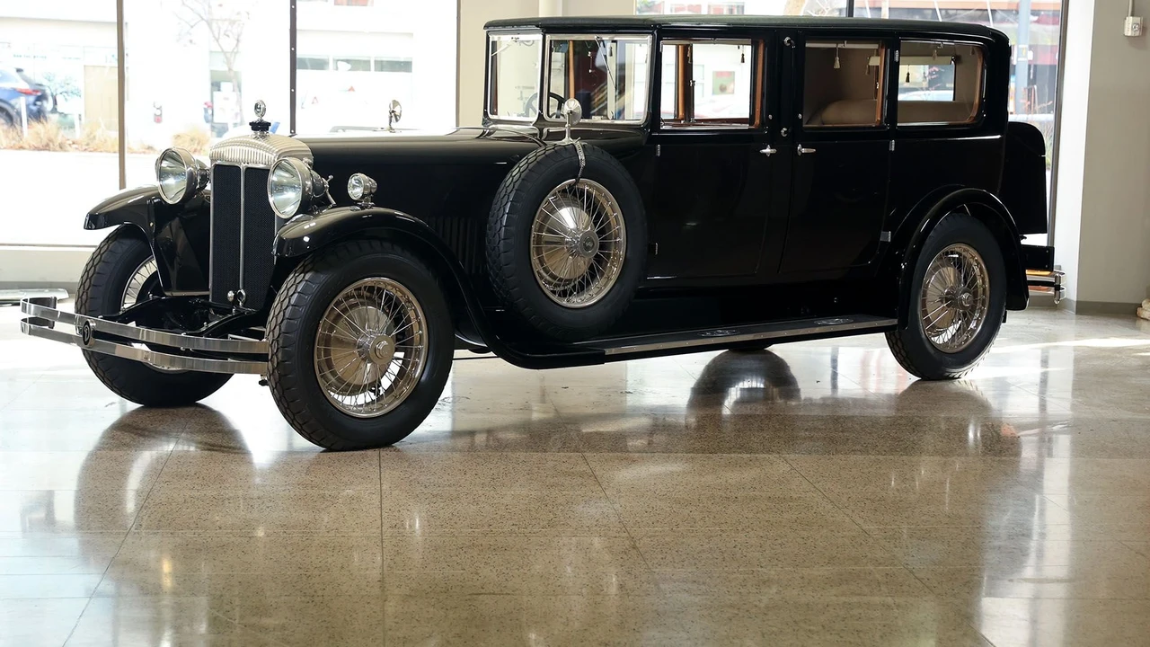 1928 Daimler - Image 7 of 31